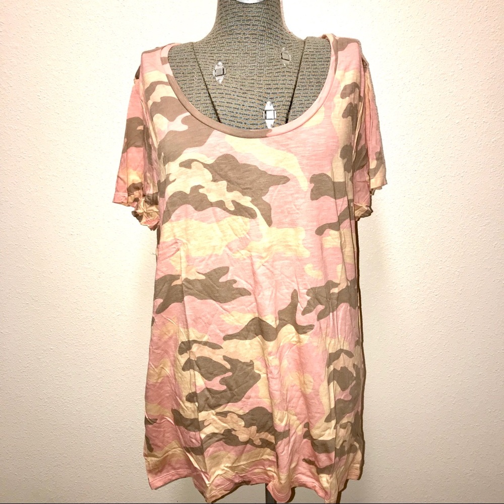 Old Navy XXLT Pink Camo Short Sleeve Top NWT